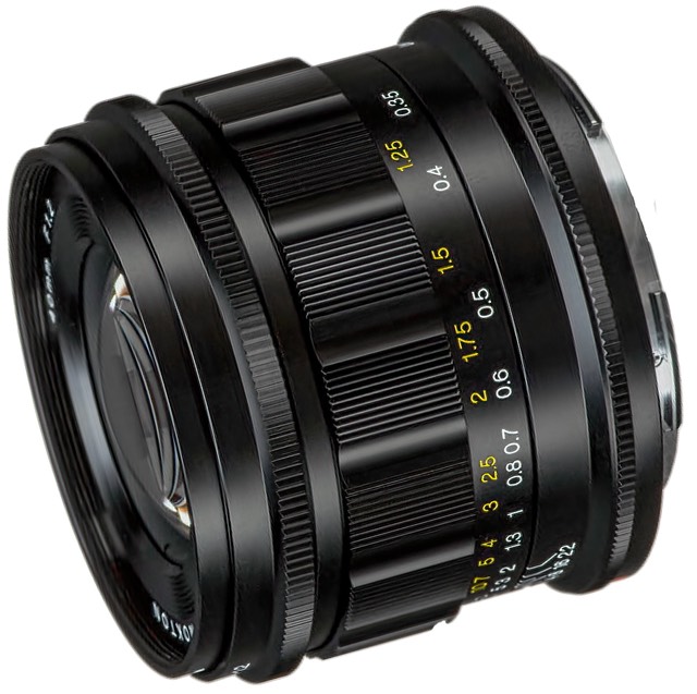 bythom voigtlander 40mm angle.jpg